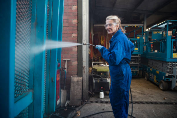 Best Factory Floor Cleaning  in Edgewood, FL